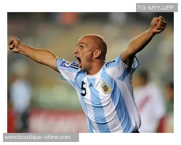 测测你像哪位足球球星揭示绿茵场上最契合的传奇人物